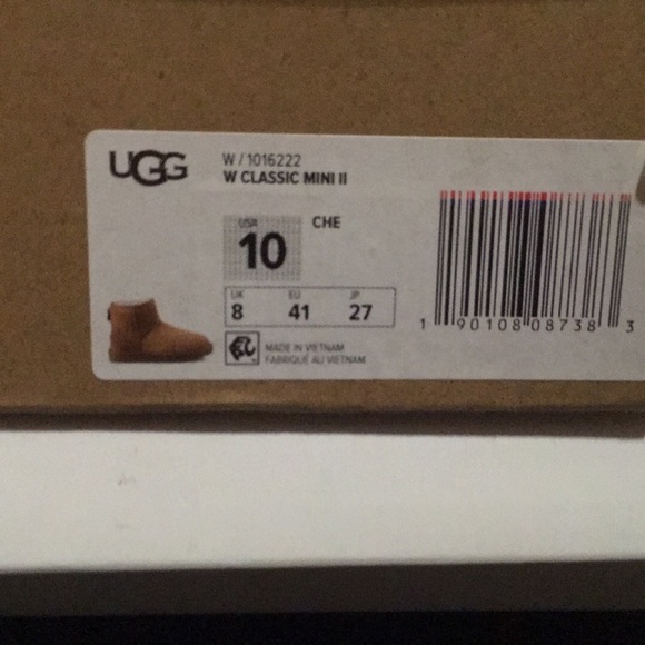 Womens classic mini uggs - Picture 2 of 4